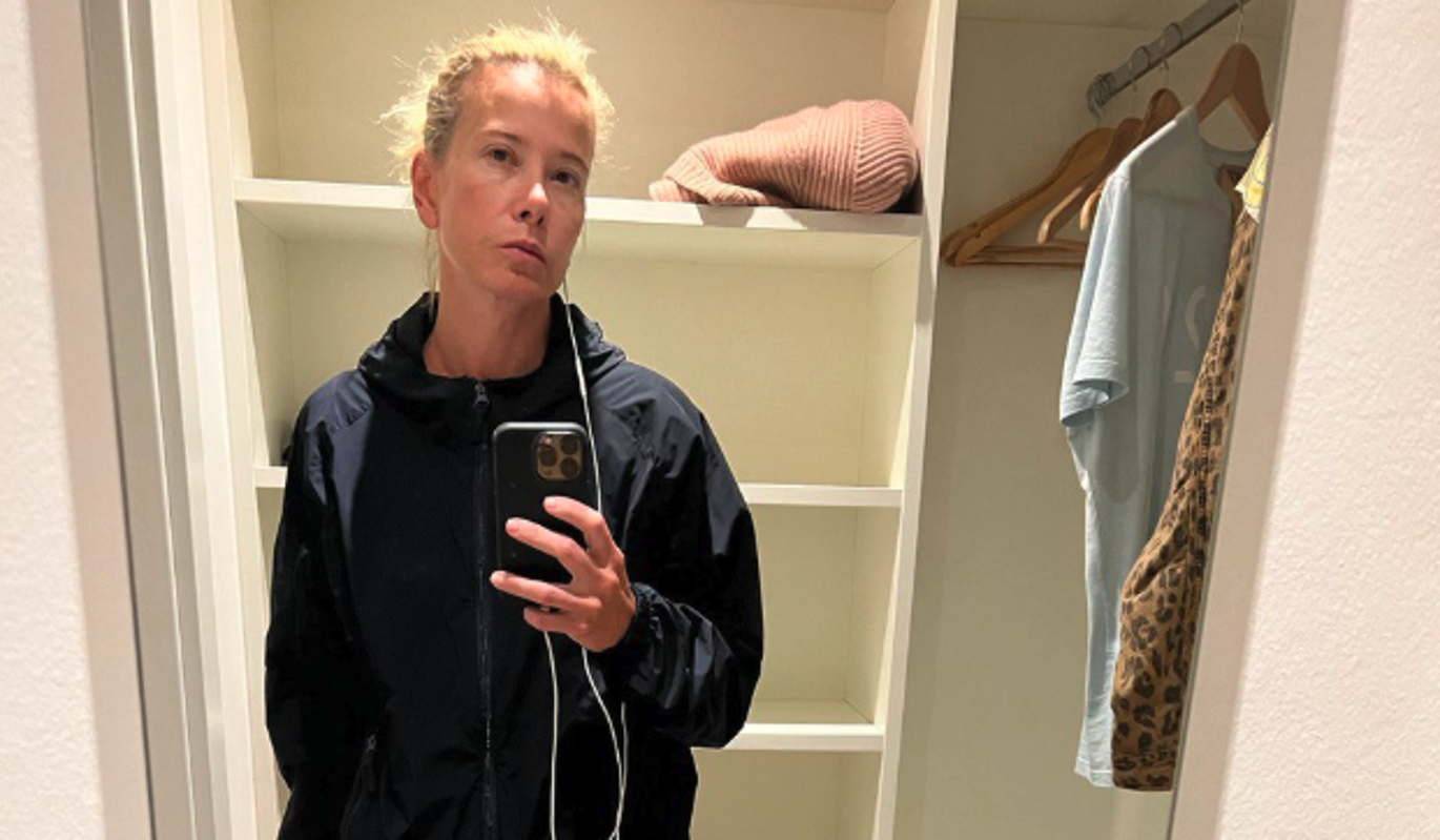 Показавшая себя без прикрас 51-летняя Высоцкая вызвала бурную реакцию у россиян