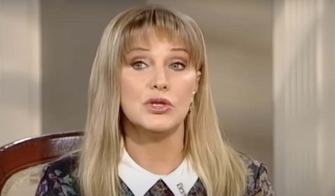 Елена Проклова снова угодила в нешуточный скандал