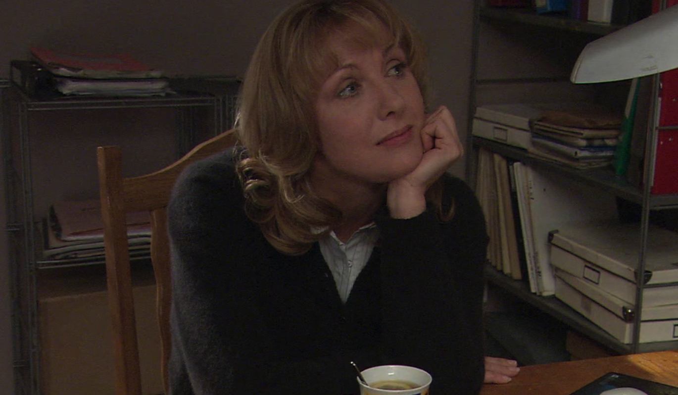 64-летнюю Яковлеву экстренно увезли в больницу из-за резкой боли