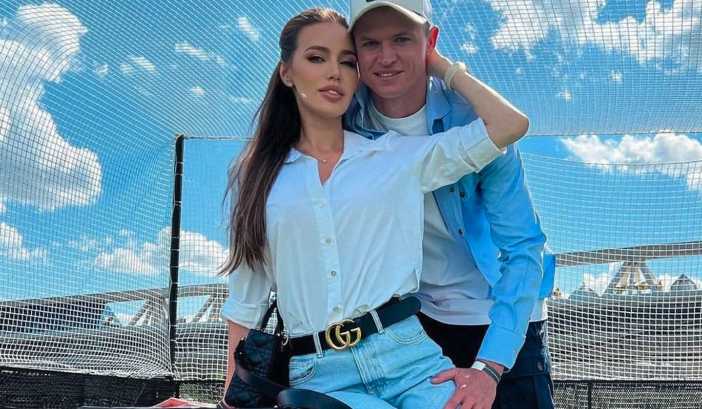 Тарасов и Костенко без предупреждения сыграли тайную свадьбу на Мальдивах