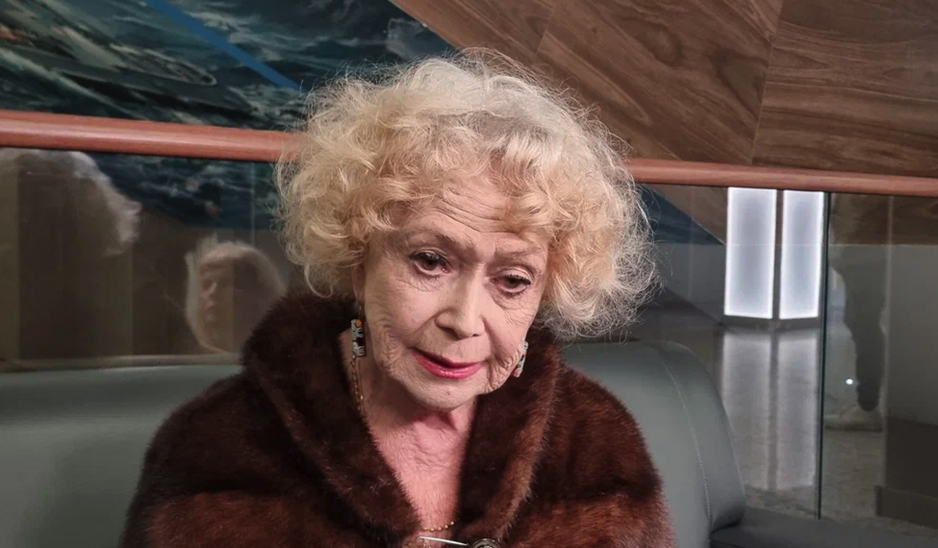 Звезда "Служебного романа" Немоляева готовится к сложной операции на сердце