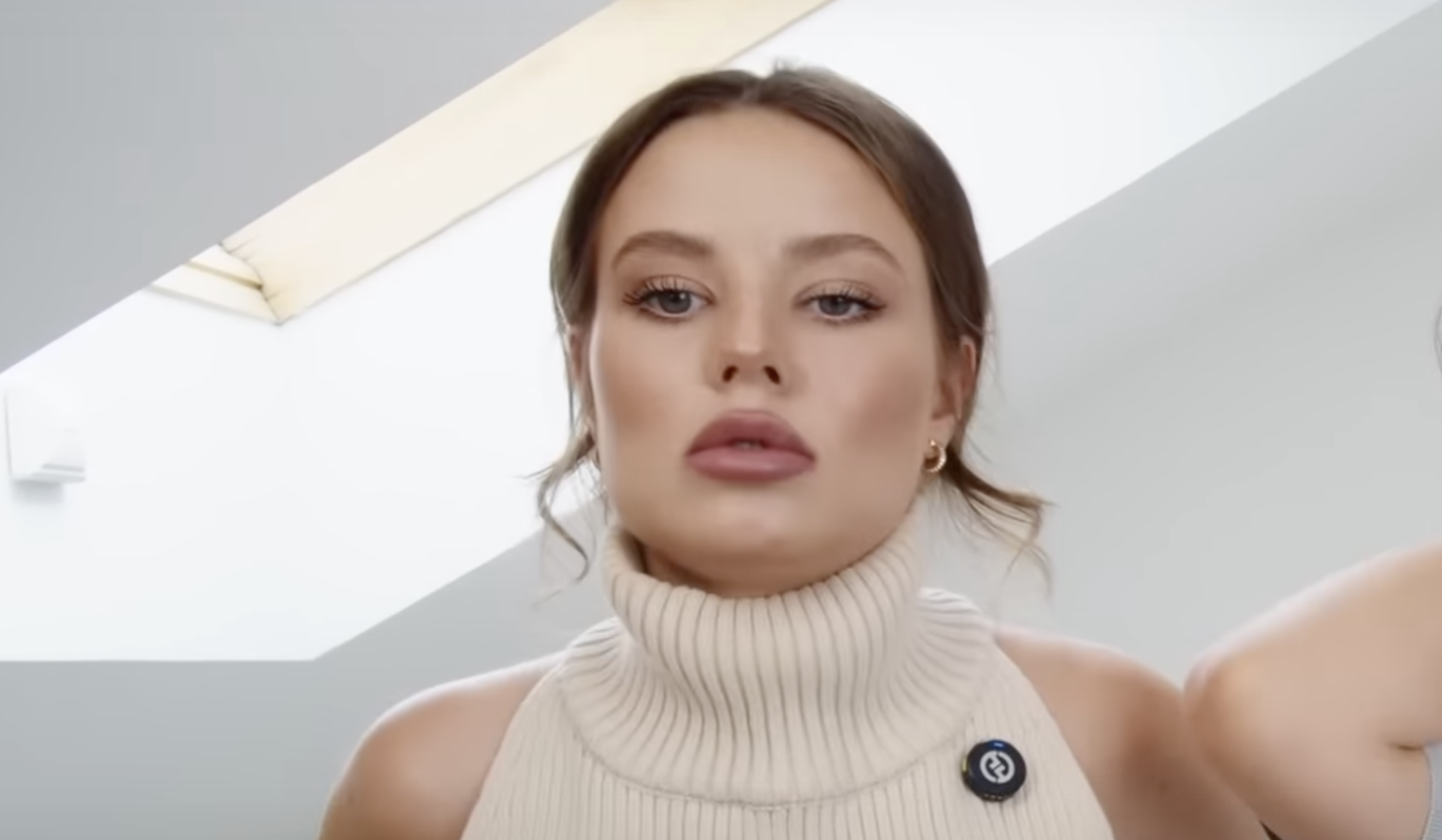 Обстоятельства вынудили невестку Валерии оставить новорожденного сына