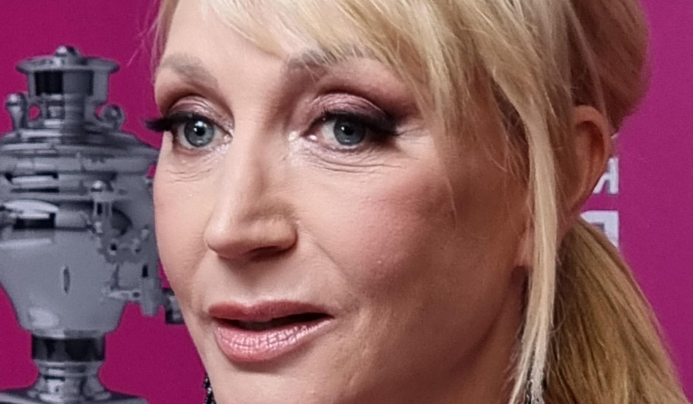 Окончательно разорвавшая связи с родиной Орбакайте продолжает грести деньги из российских источников