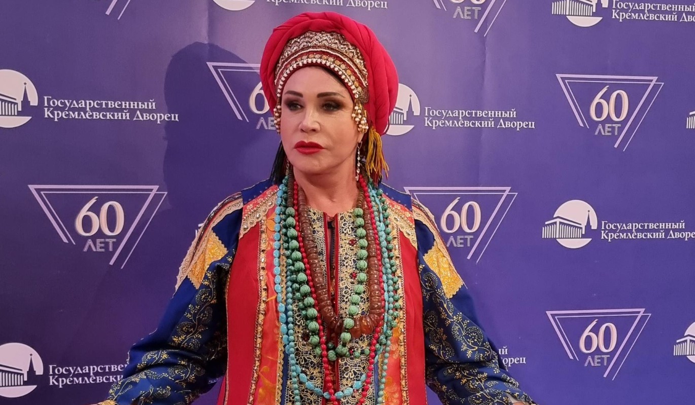 Бабкина получила серьезную травму во время концерта: Рухнула, кровища