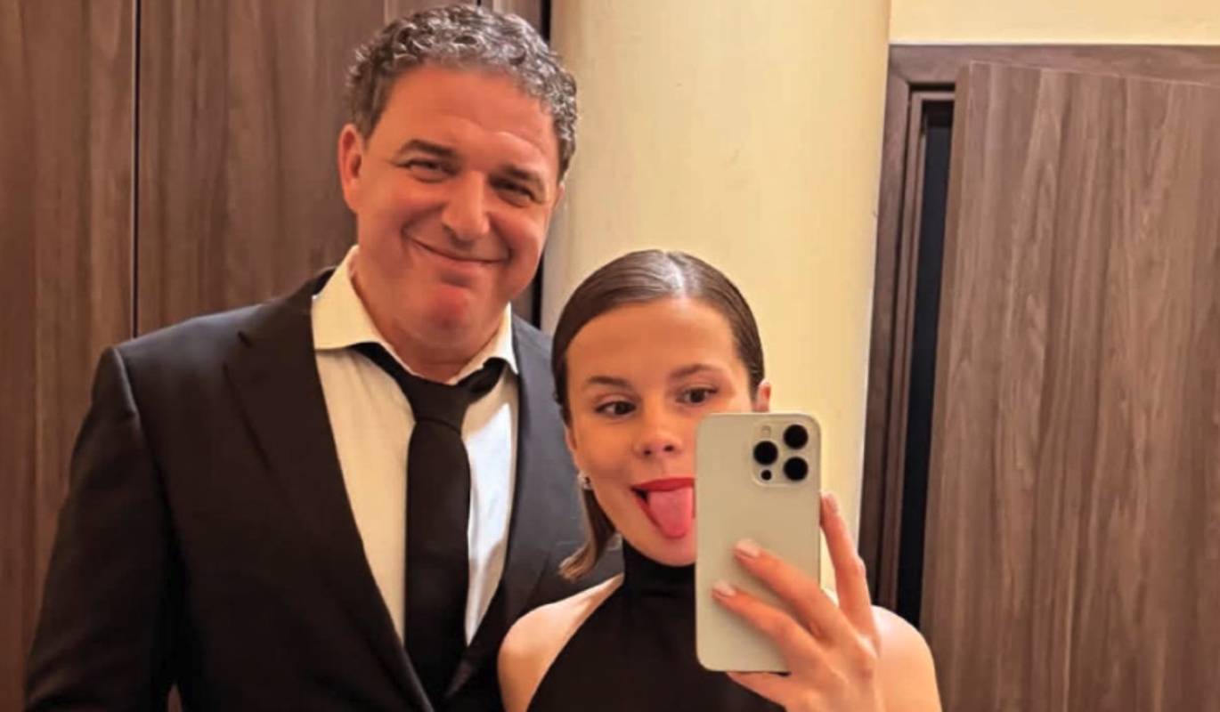 52-летний Виторган показал досуг с новой молодой возлюбленной