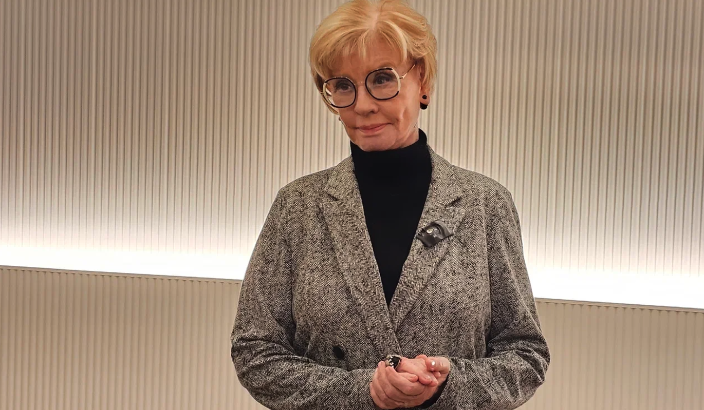 Звезду фильма "Москва слезам не верит" Алентову экстренно госпитализировали в Москве