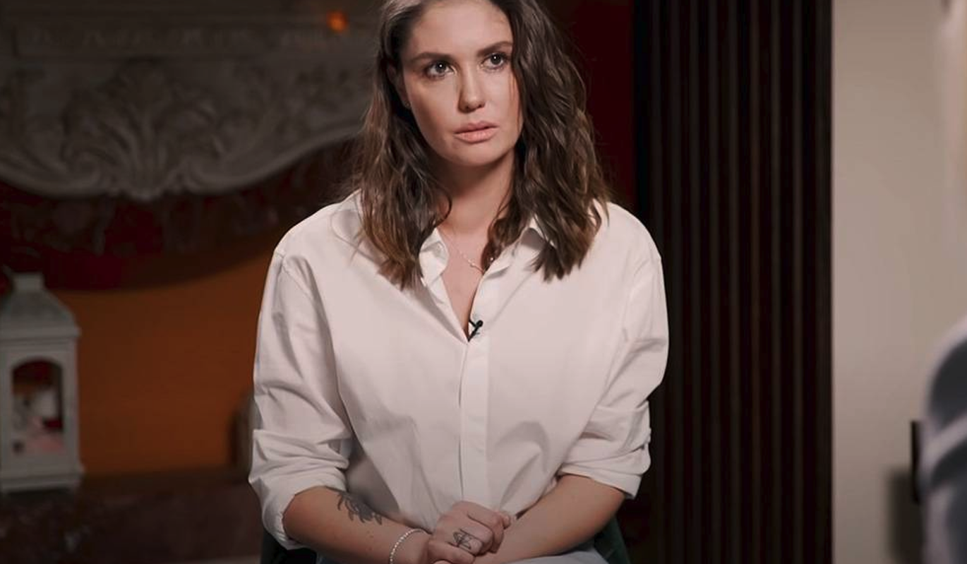 Сделано заявление о беременности готовящейся к свадьбе Муцениеце от богатого мужчины 