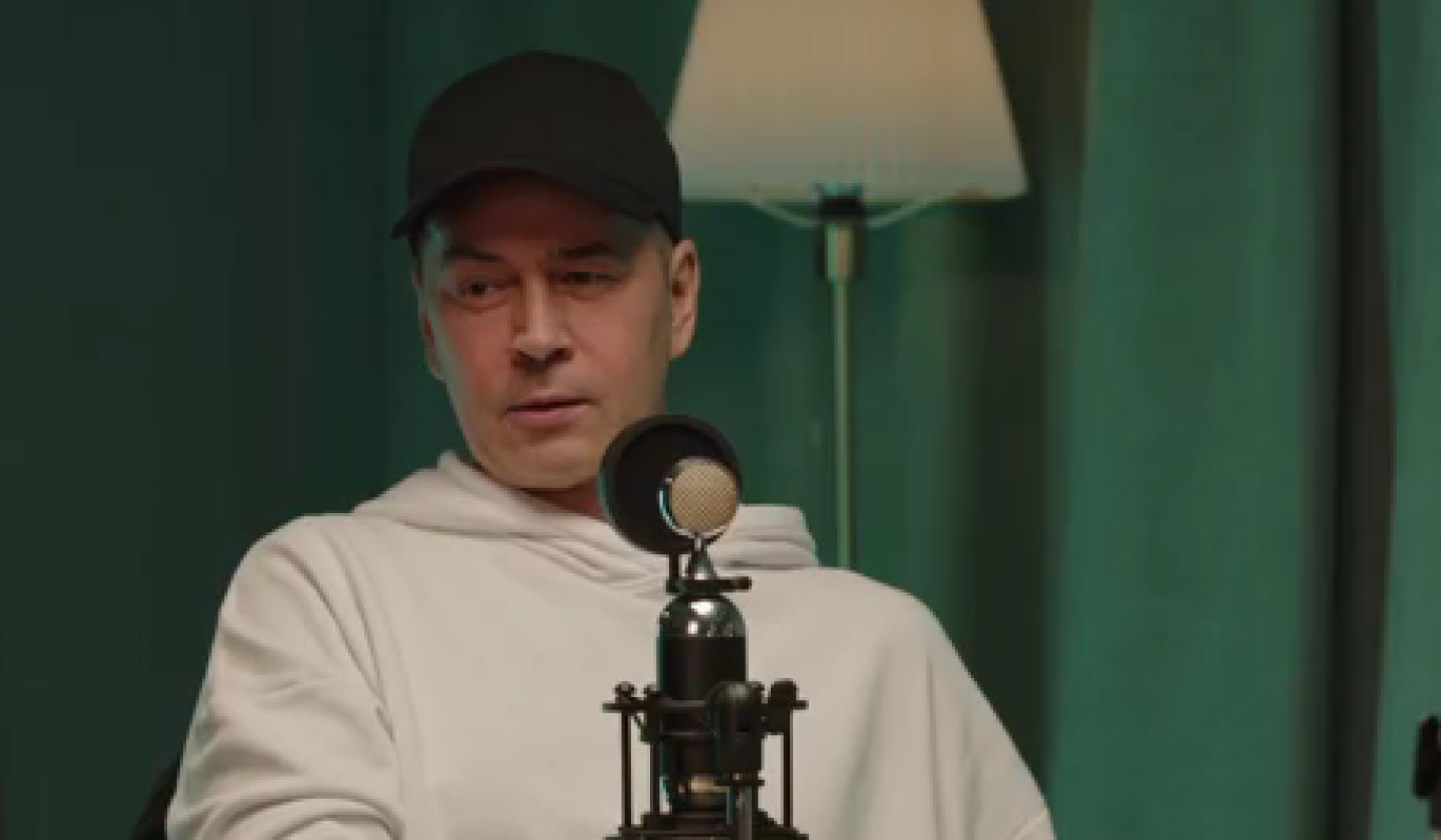 "Меня прессанули и подставили на очень большие деньги": звезда "На-На" Политов объяснил свой побег