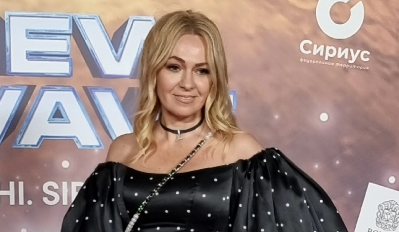 "Со мной не посоветовался": Рудковская спасает Плющенко после пластики 