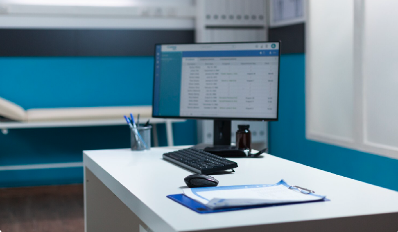 Поправки в закон о медицинском страховании ослабят контроль за качеством лечения — эксперты