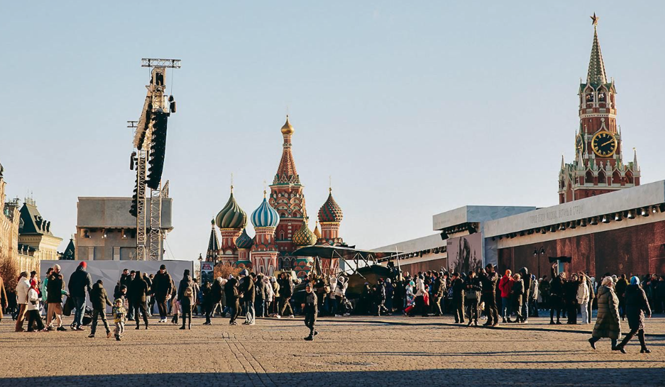 Собянин: На Красной площади откроется временная выставка под открытым небом