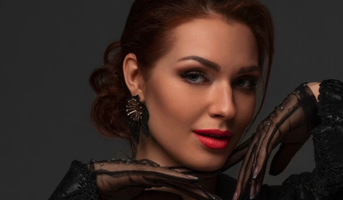 Ко Дню народного единства записано попурри "Музыка подружит нас" на 11 языках России и СНГ