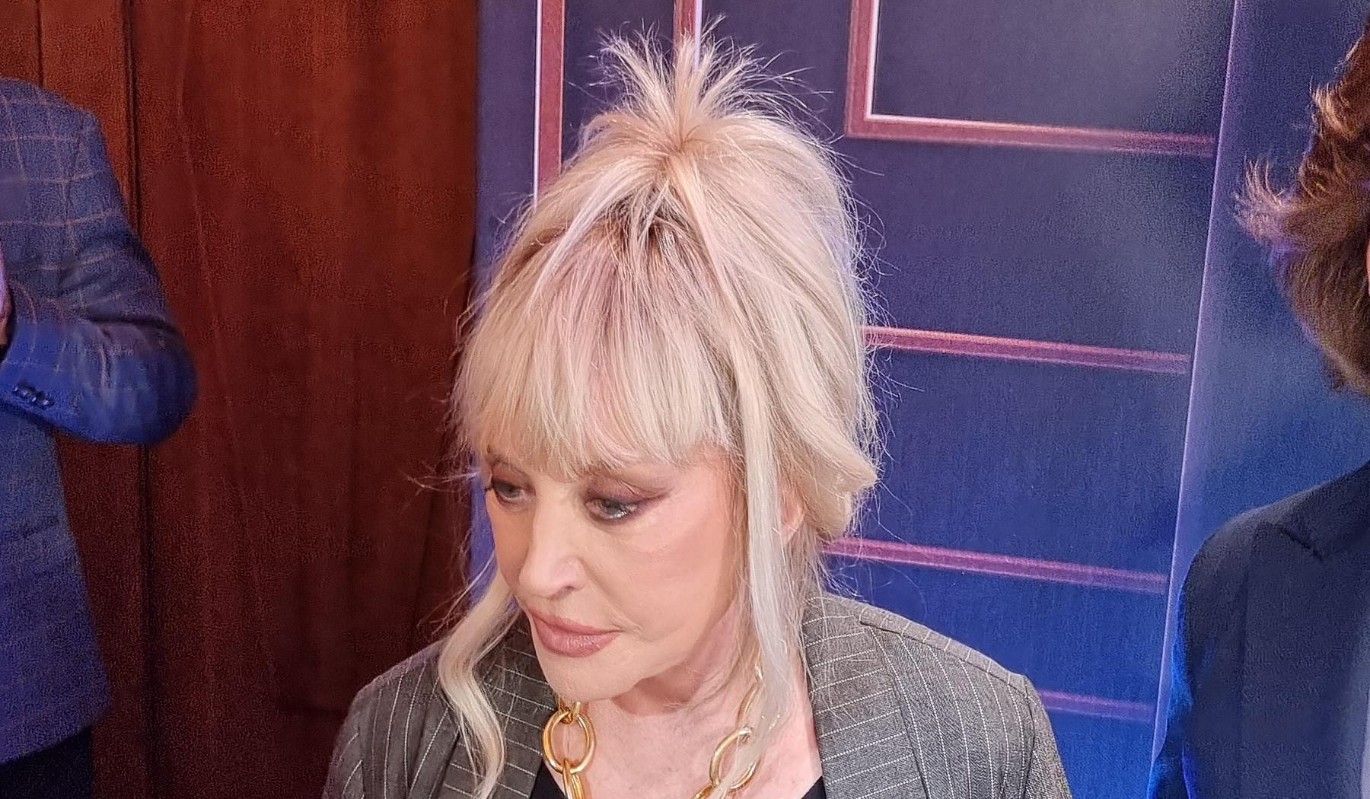 "Контакты с западными спецслужбами": кто на самом деле финансирует Аллу Пугачеву?