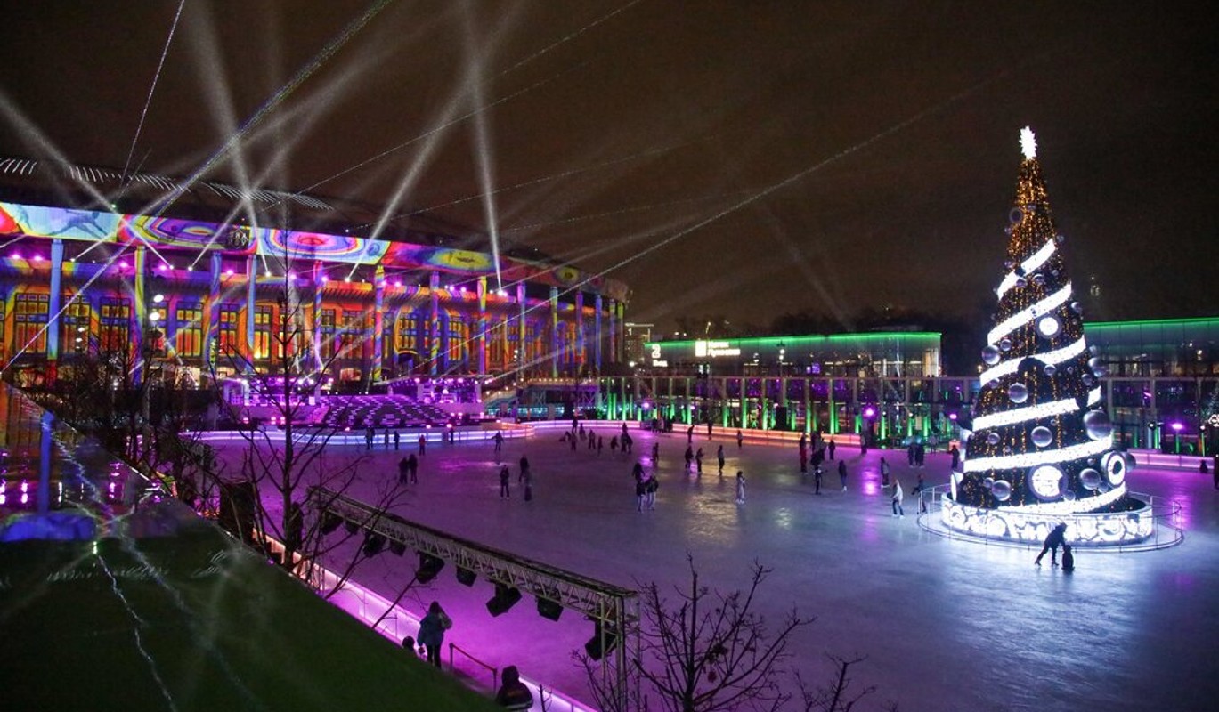 В "Лужниках" открылся один из самых больших катков в Москве – Сергей Собянин