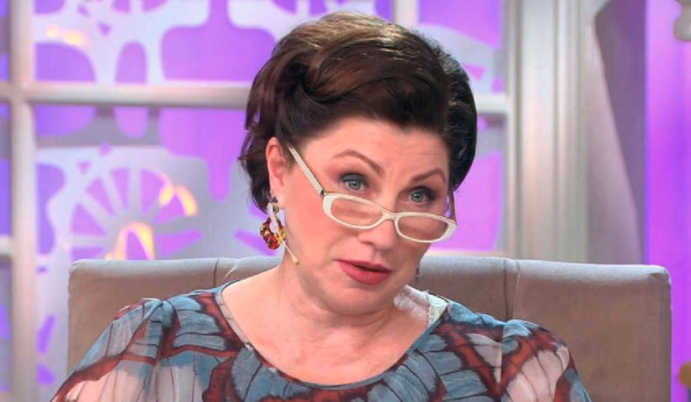 Сябитова начала зарабатывать на индивидуальных консультациях – раскрыта цена услуг свахи