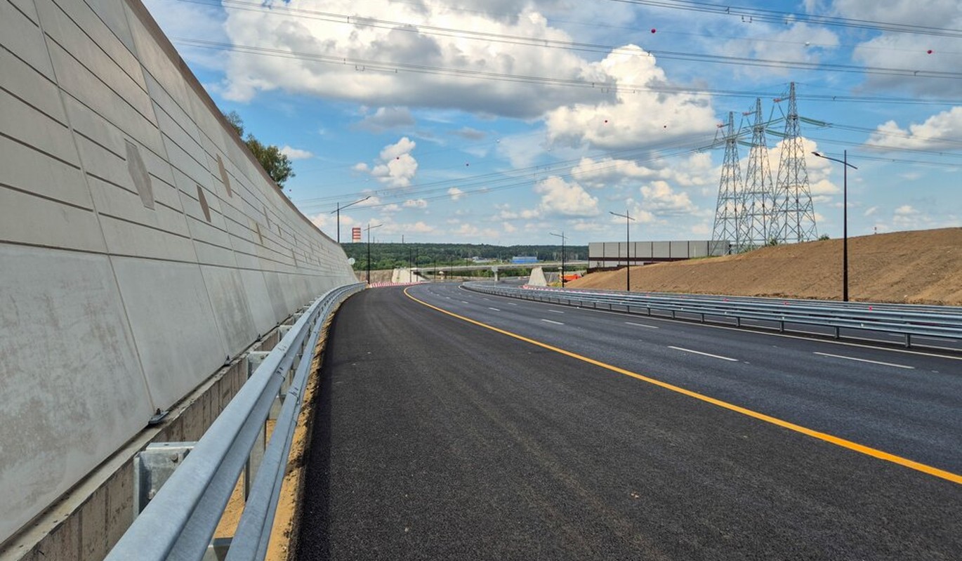 Собянин: Около 13 км дорог построят возле будущей станции метро "Ильинская"
