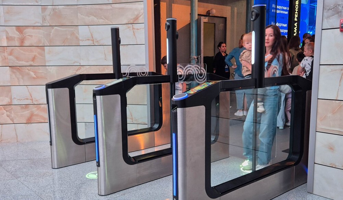 Сергей Собянин рассказал о преимуществах турникетов московского производства