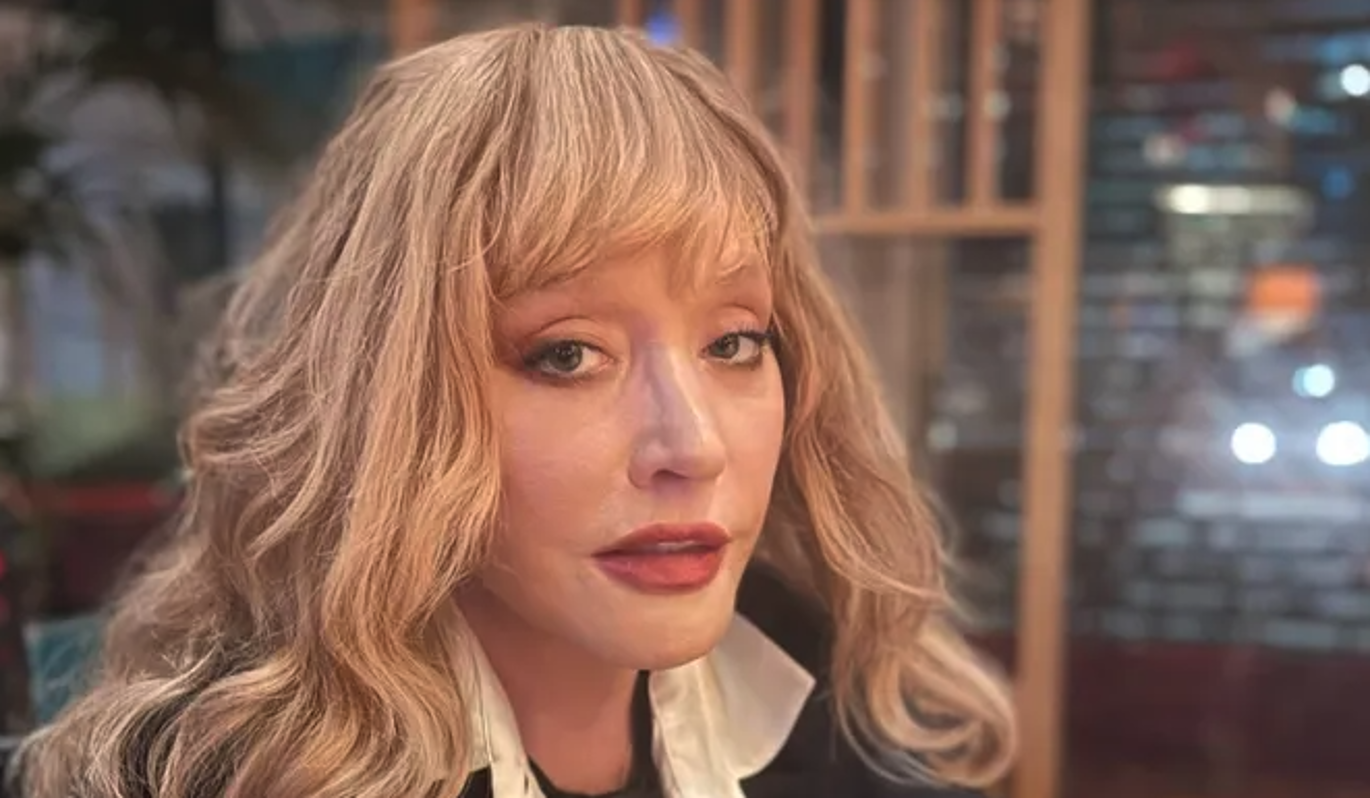 Пугачева прервала молчание после выхода с треском провалившейся песни