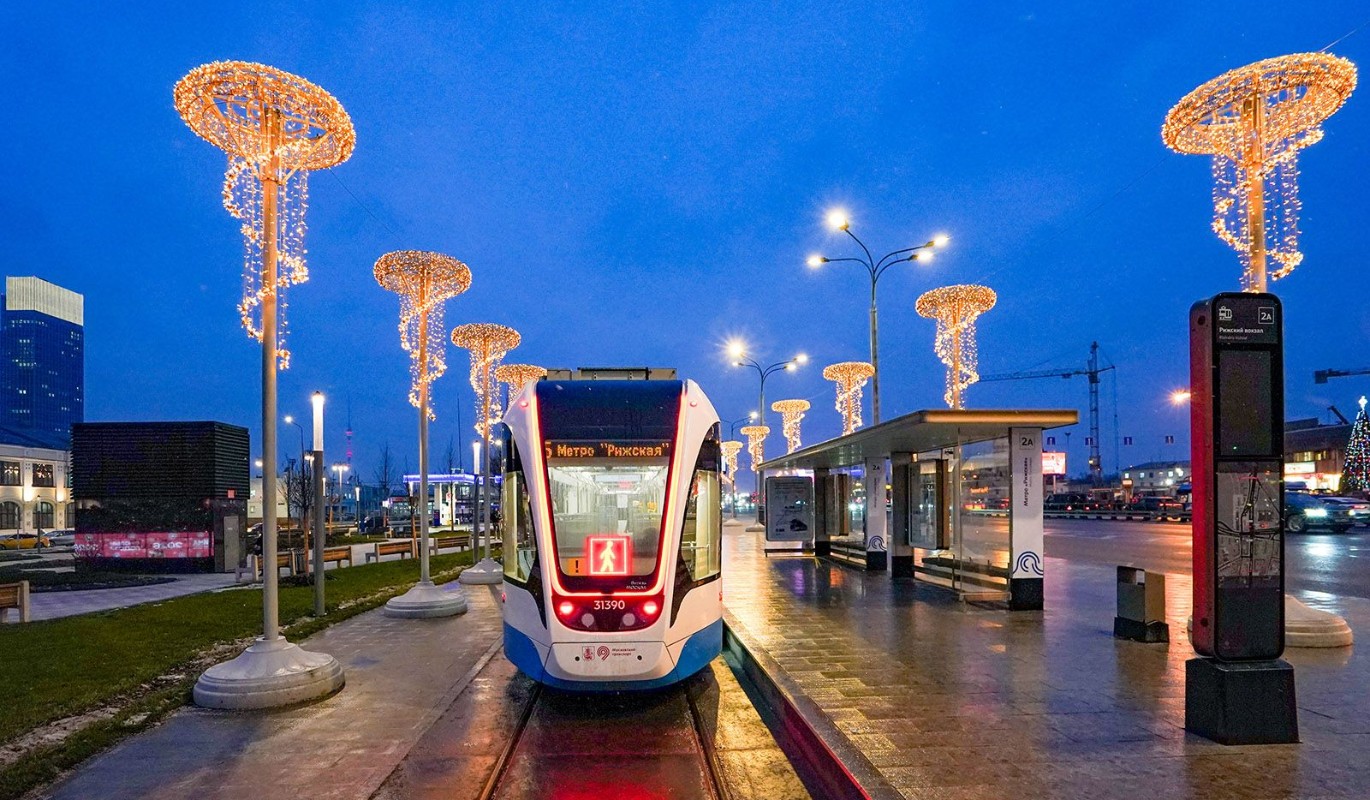 Как благоустроили Рижскую площадь и Трифоновскую улицу