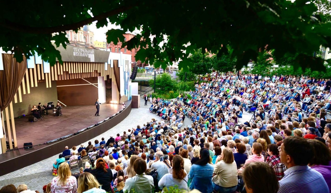 "Театральный бульвар-2025": как Москва стала самой большой театральной сценой страны