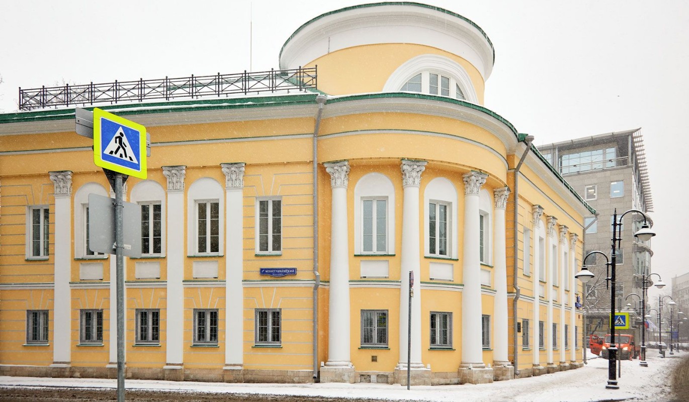 Возрождение жемчужины старины: на Пятницкой улице отреставрировали особняк XVIII века