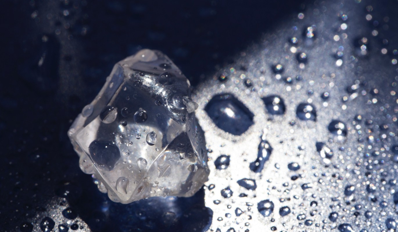 Желание есть мел, лед или землю – не причуда: врач назвала скрытый признак опасного заболевания