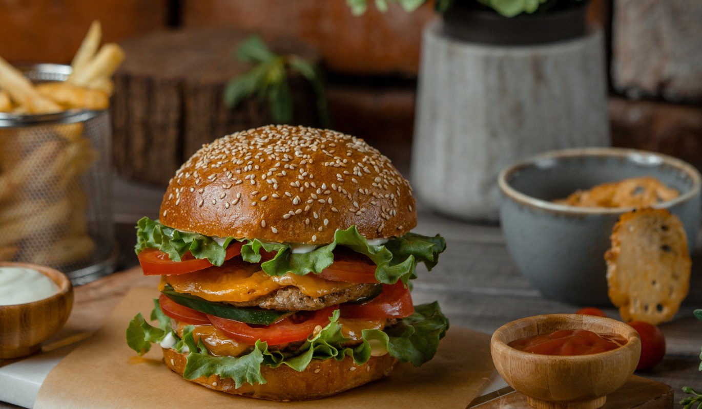 Спорт не спасет: врач назвала еду, которая разрушает психику даже у здоровых людей