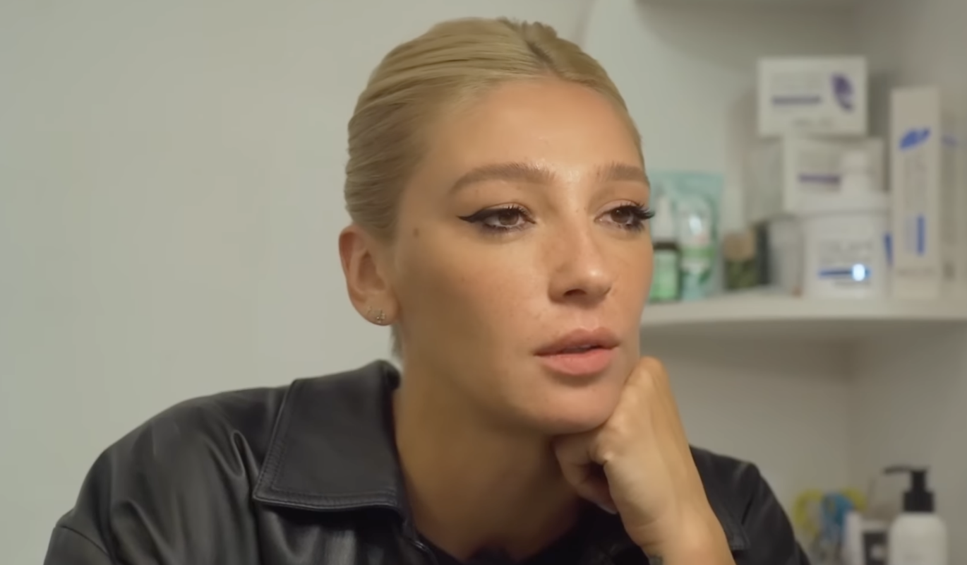 "И да, я беременна!": Настя Ивлеева сообщила о грядущем пополнении