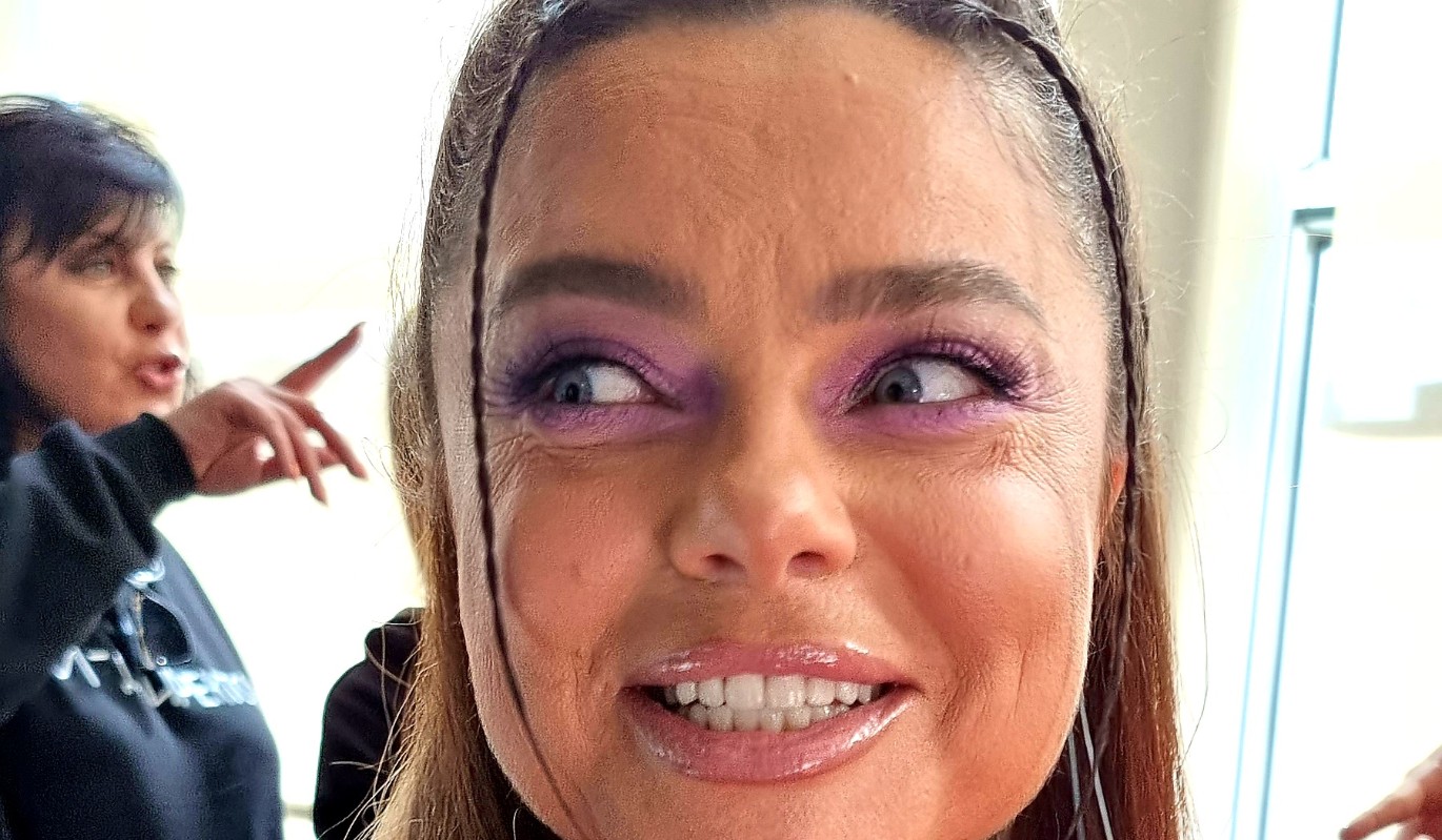 "Муж лишил меня праздника": Наташа Королева и другие звезды раскрыли правду о подарках на 8 Марта