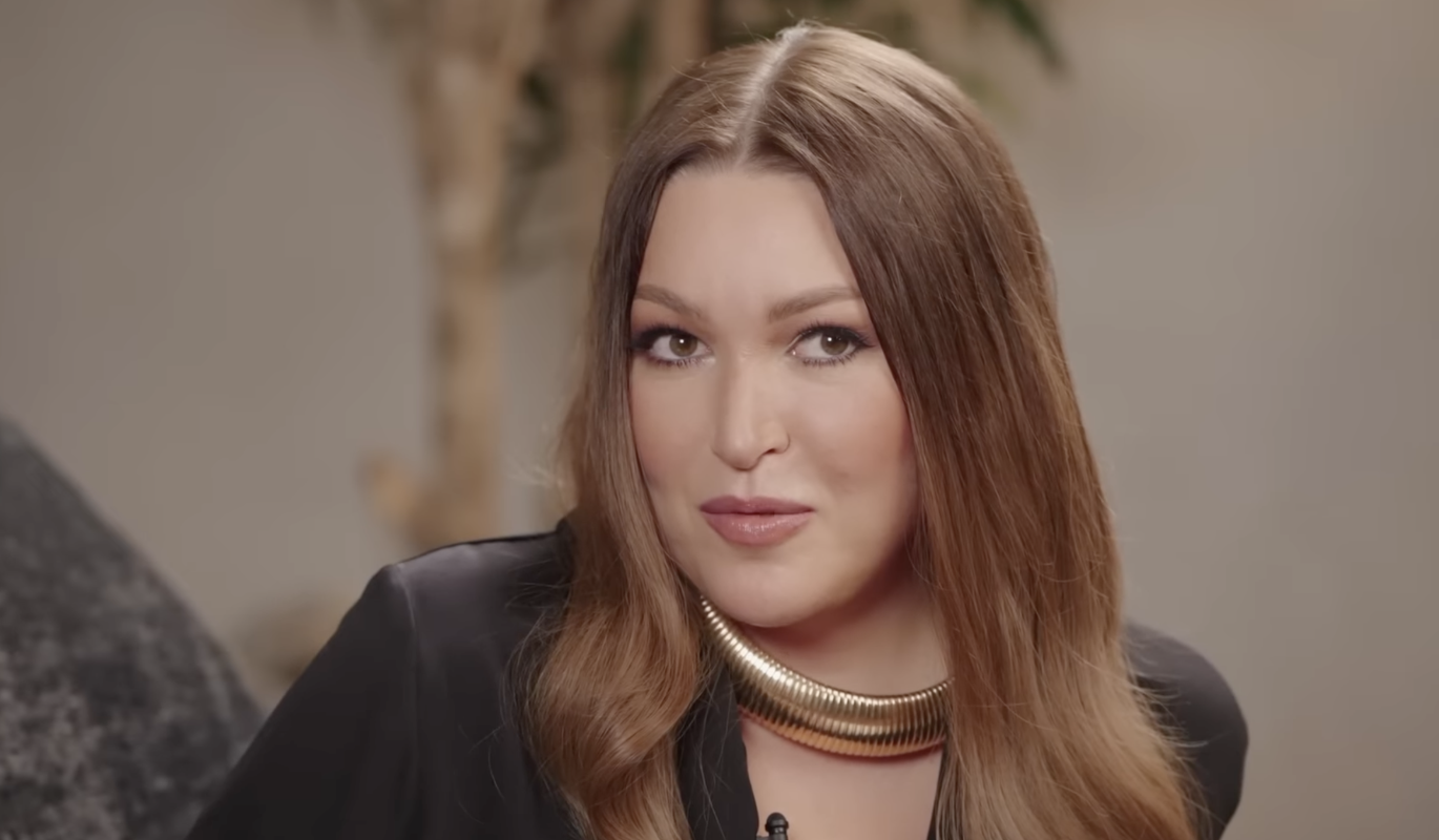 "Невестку такую терпеть не буду": Ирина Дубцова ополчилась на экс-пассию Лепса, которая вовсю "окучивает" ее сына