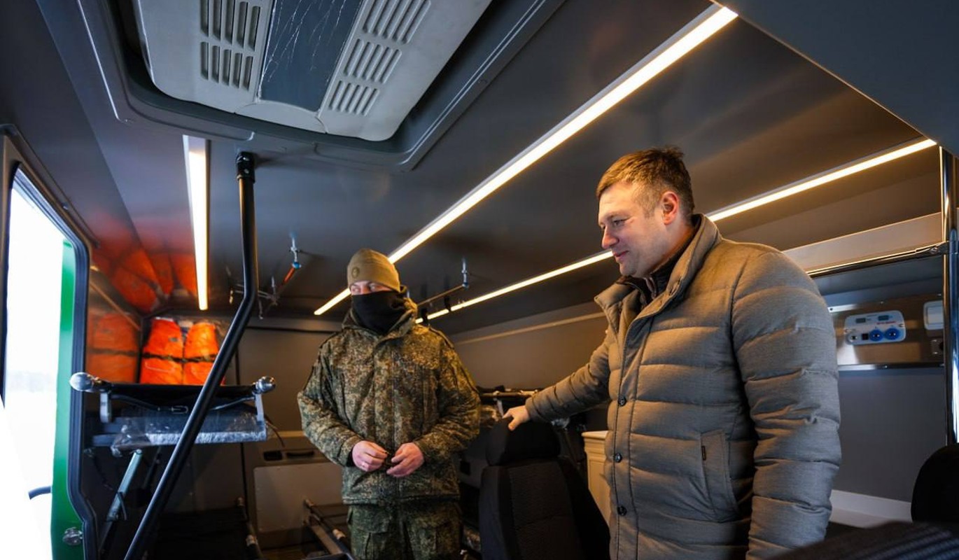 Вездеход-амфибию для эвакуации раненых передали бойцам из Подмосковья