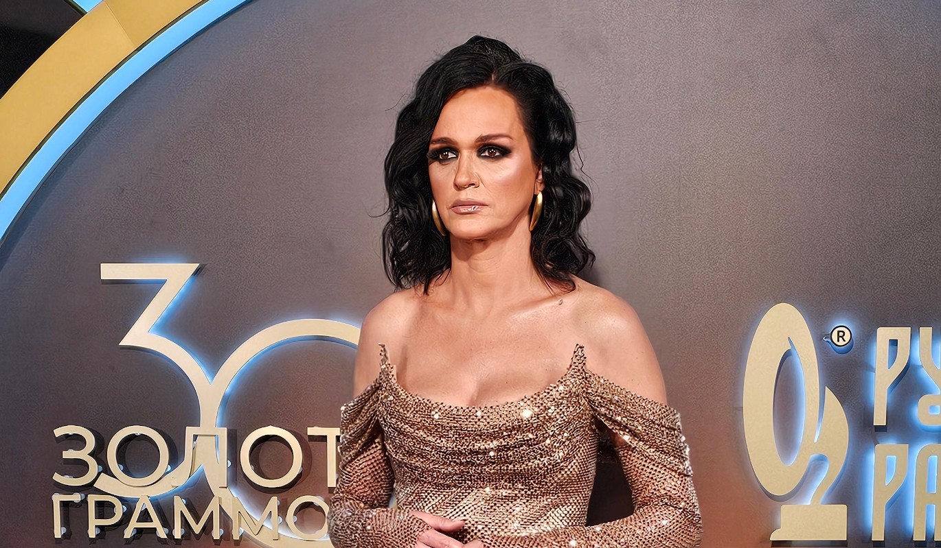 "Я просто не могу": певица Слава объявила об уходе со сцены на несколько лет