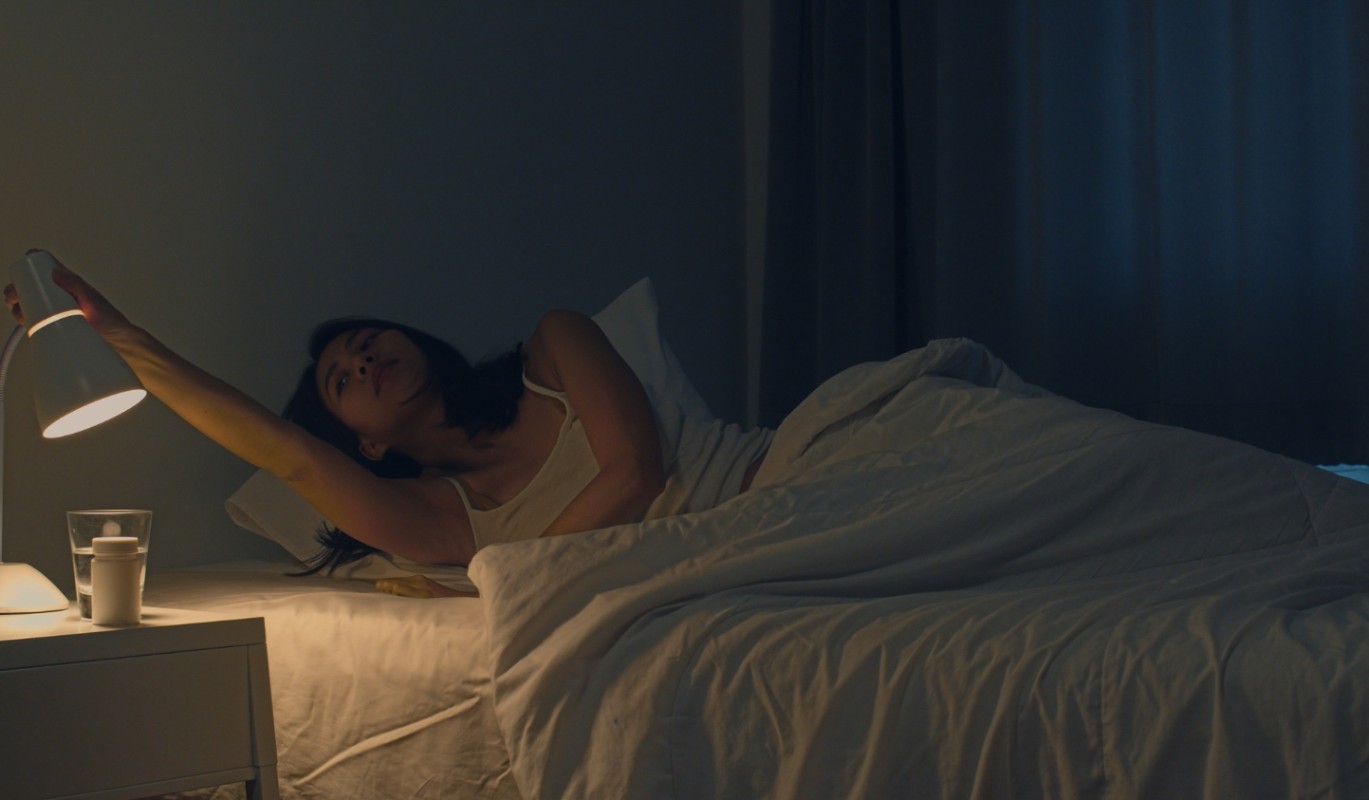 Пора задуматься: врач назвала норму ночных походов в туалет для тех, кому за 55