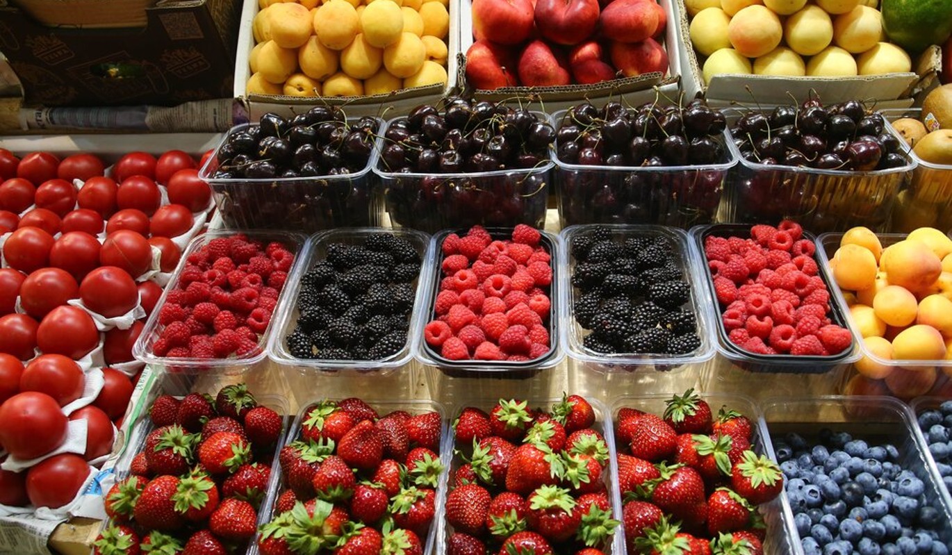 Какие продукты из Крыма можно приобрести в магазинах и на рынках Москвы