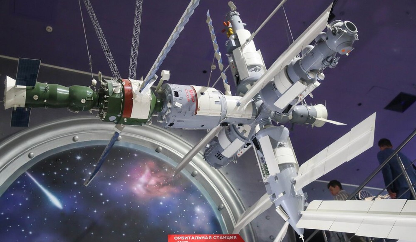 Пользователей сервиса "Мосбилет" приглашают на встречу с космонавтом 