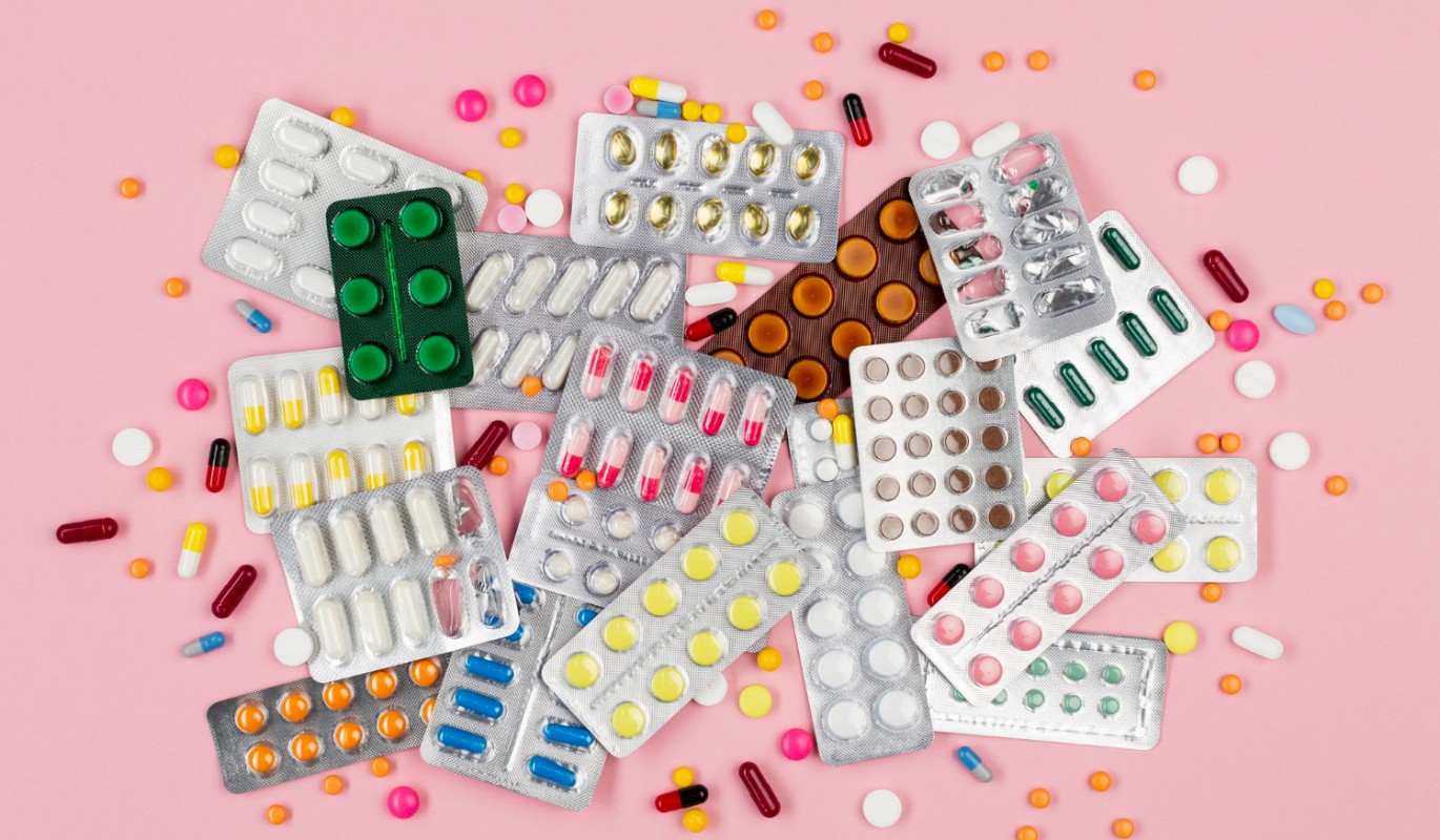 Делали так постоянно: стало известно, лекарство в какой форме нельзя принимать ни в коем случае