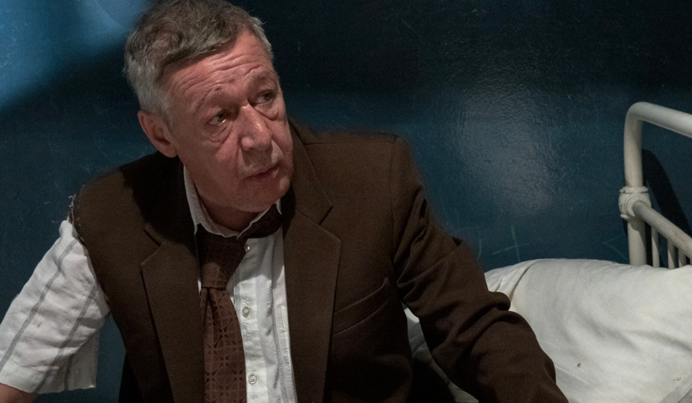 "Срочно пластику": почему зрители больше не узнают Михаила Ефремова на сцене