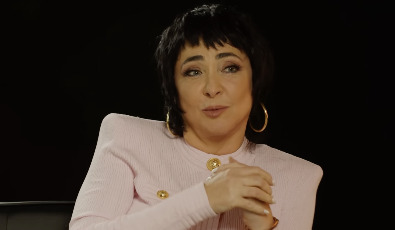 "С молодым блондином на кабриолете": 62-летняя Лолита Милявская бросила все и покинула Россию