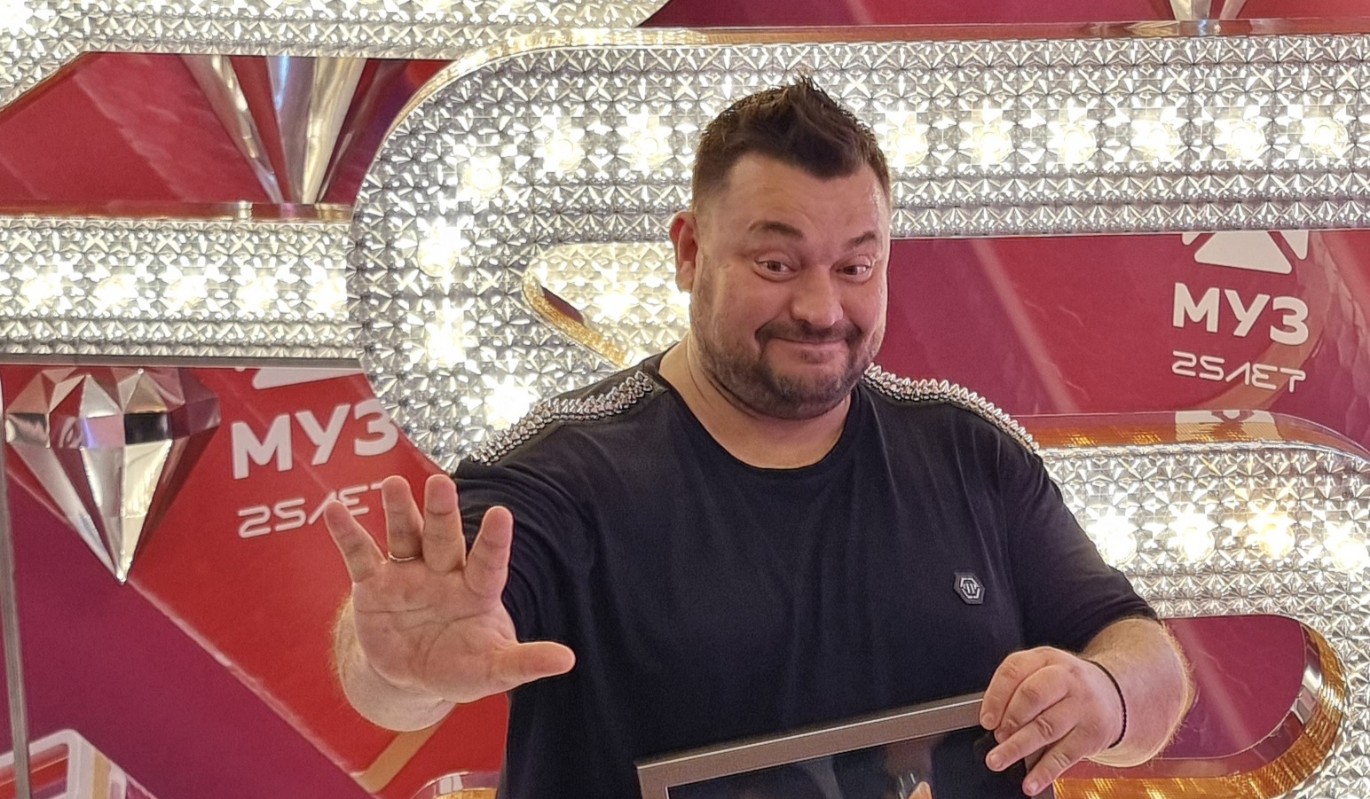 Сергей Жуков стал невыездным из-за скандального долга в полмиллиона