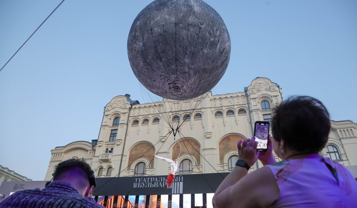 Сергей Собянин рассказал о новых форматах и площадках "Театрального бульвара"