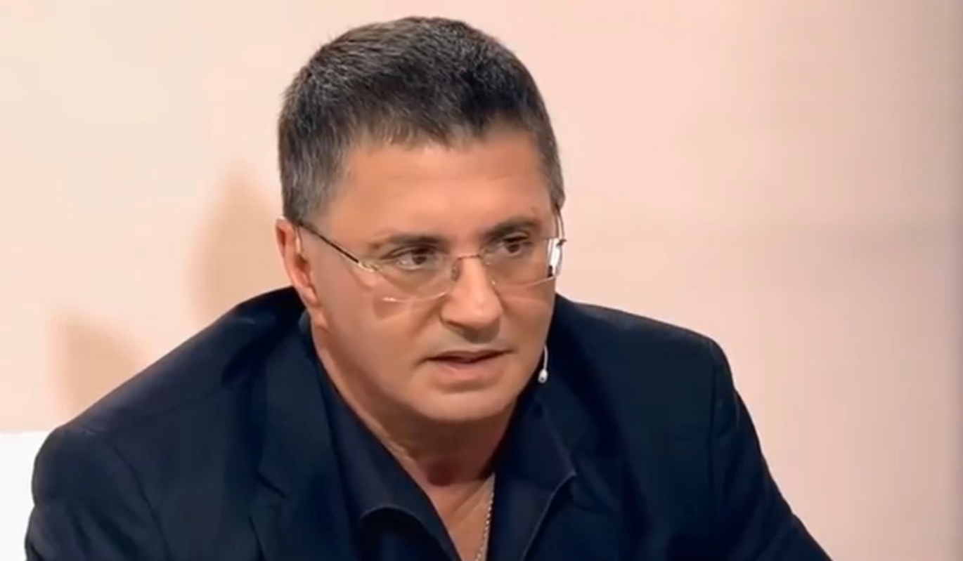 "Тихие убийцы" костей: доктор Мясников назвал 3 разрушающих скелет продукта – после 40 лет особенно опасны