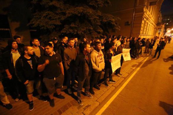 Москвичи выразили протест у посольства Украины