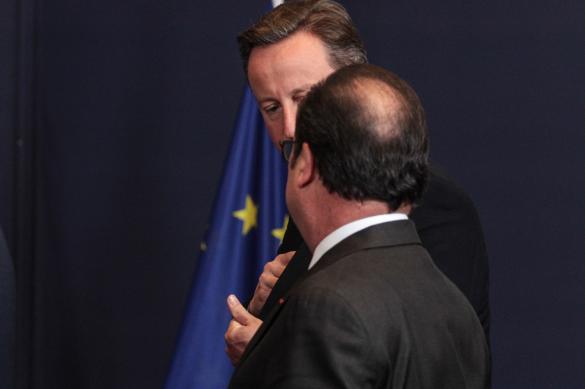 Дэвид Кэмерон и Франсуа Олланд. Фото: GLOBAL LOOK press