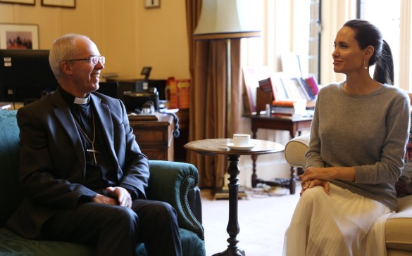 Архиепископ Кентерберийский и Анджелина Джоли. Фото: twitter.com/justinwelby