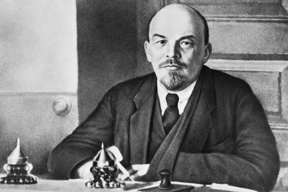 Ленин цветное фото
