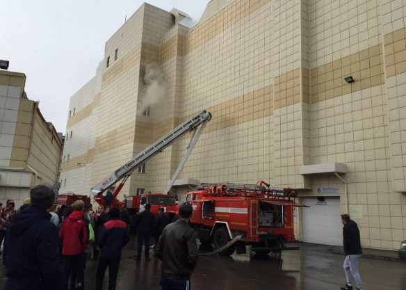 Большие пожары с жертвами в торговых центрах РФ. Досье