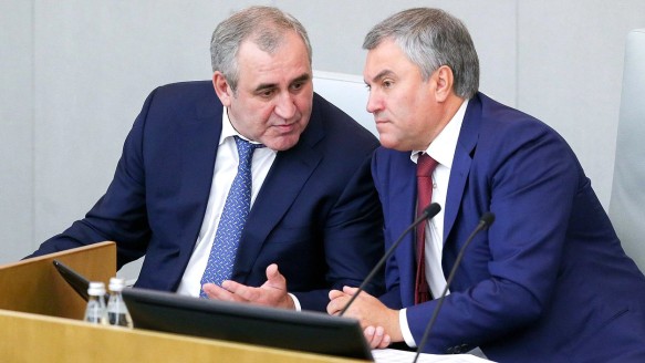 Вячеслав Володин и Сергей Неверов. Фото: duma.gov.ru