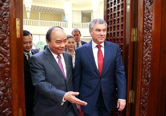 Вячеслав Володин и Нгуен Суан Фук. Фото: duma.gov.ru
