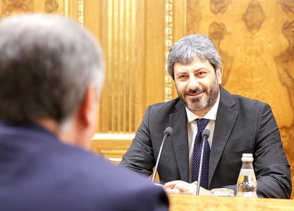 Председатель Палаты депутатов Парламента Италии Роберто Фико. Фото: duma.gov.ru