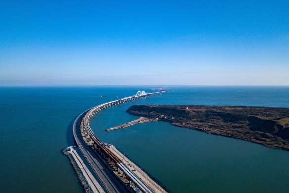 Украинцы с 2014 года предсказывают крушение Крымского моста. Фото: most.life